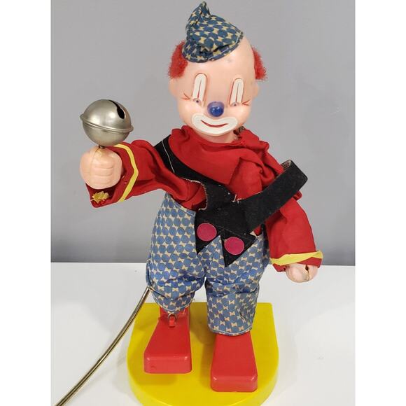 Vintage 1975 Durham Industries Dancing Clown Bell Made in Hong‎ Kong 9" - Picture 2 of 9
